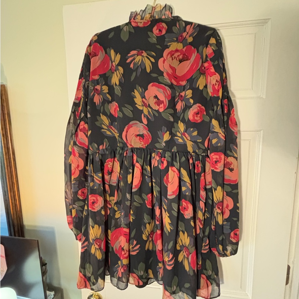 NEW WITH TAGS, Gorg Majorelle Black Dress with Red Florals - Picture 6 of 7